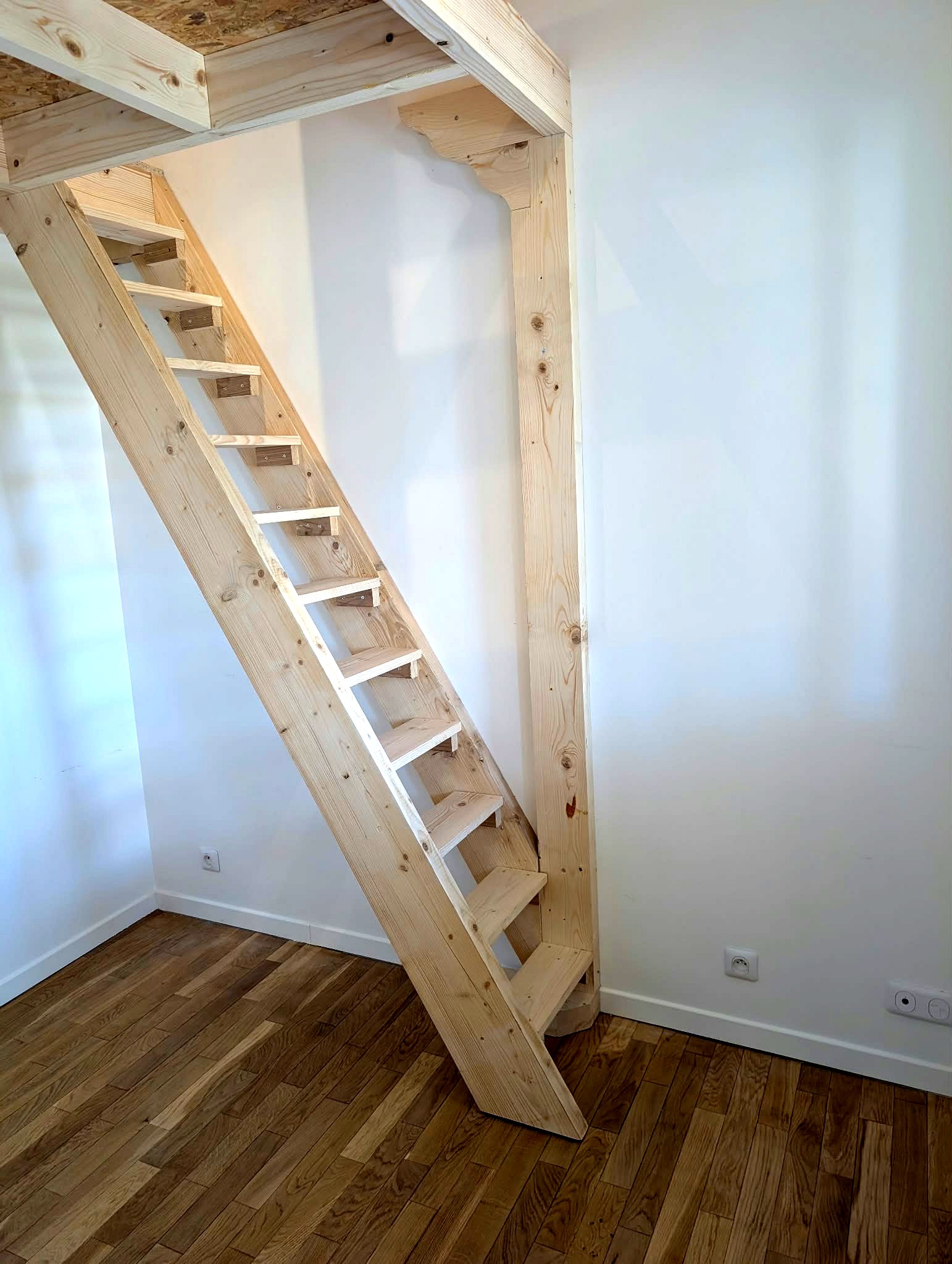 Escalier de la mezzanine terminé
