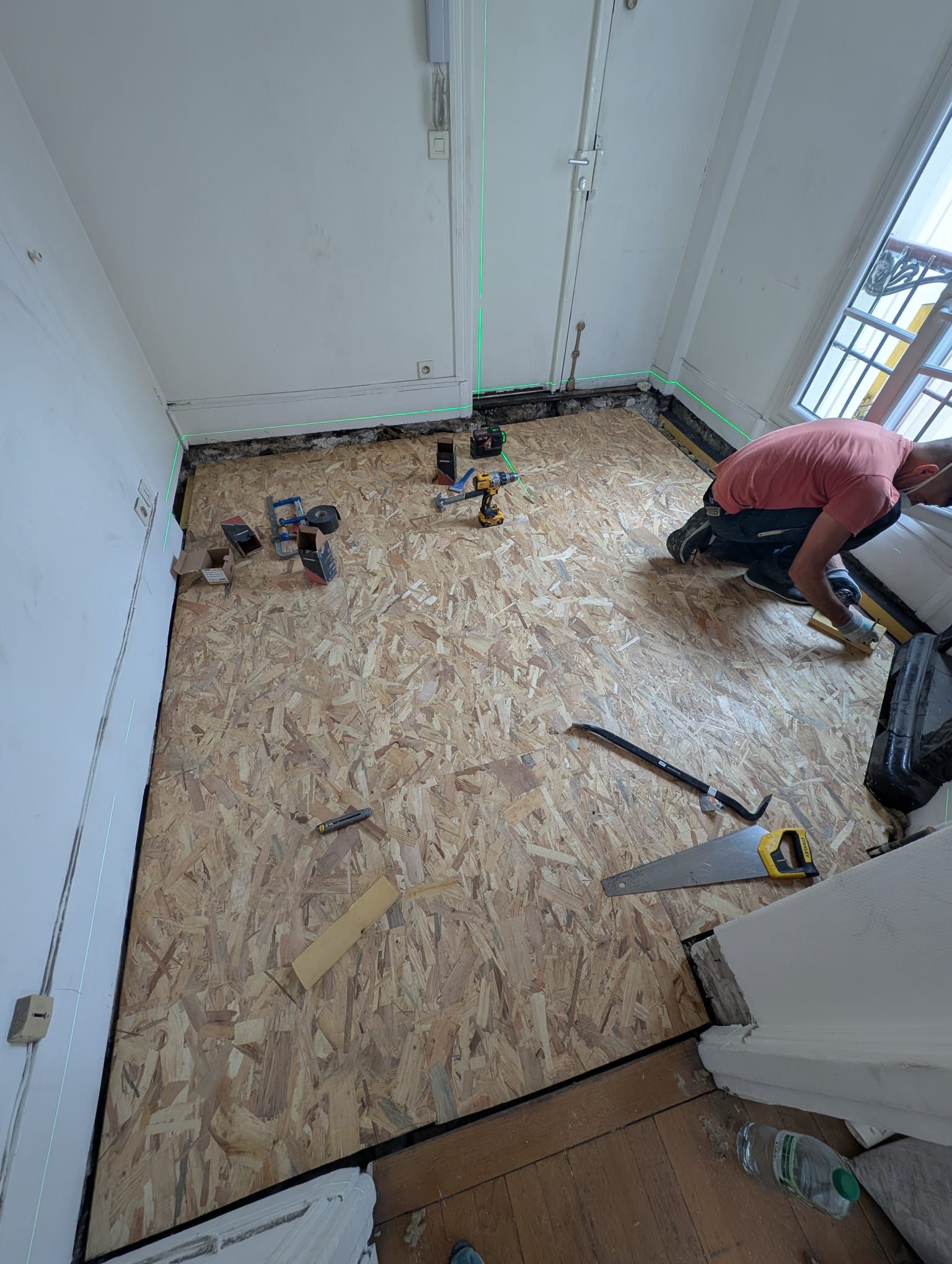 Plancher OSB terminé, prêt à recevoir le parquet